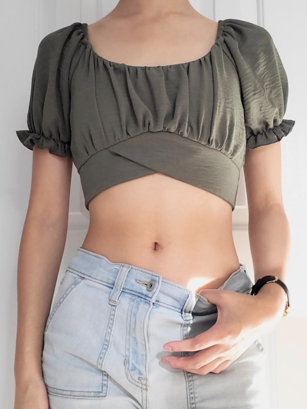 $20 Altar’d State Size M Cottagecore Puff Sleeve Wrap Crop Top Green EUC - Picture 1 of 5